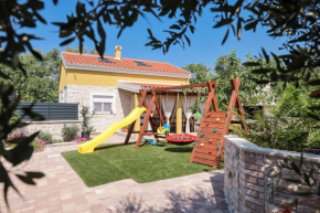 Holiday House Hidden Oasis